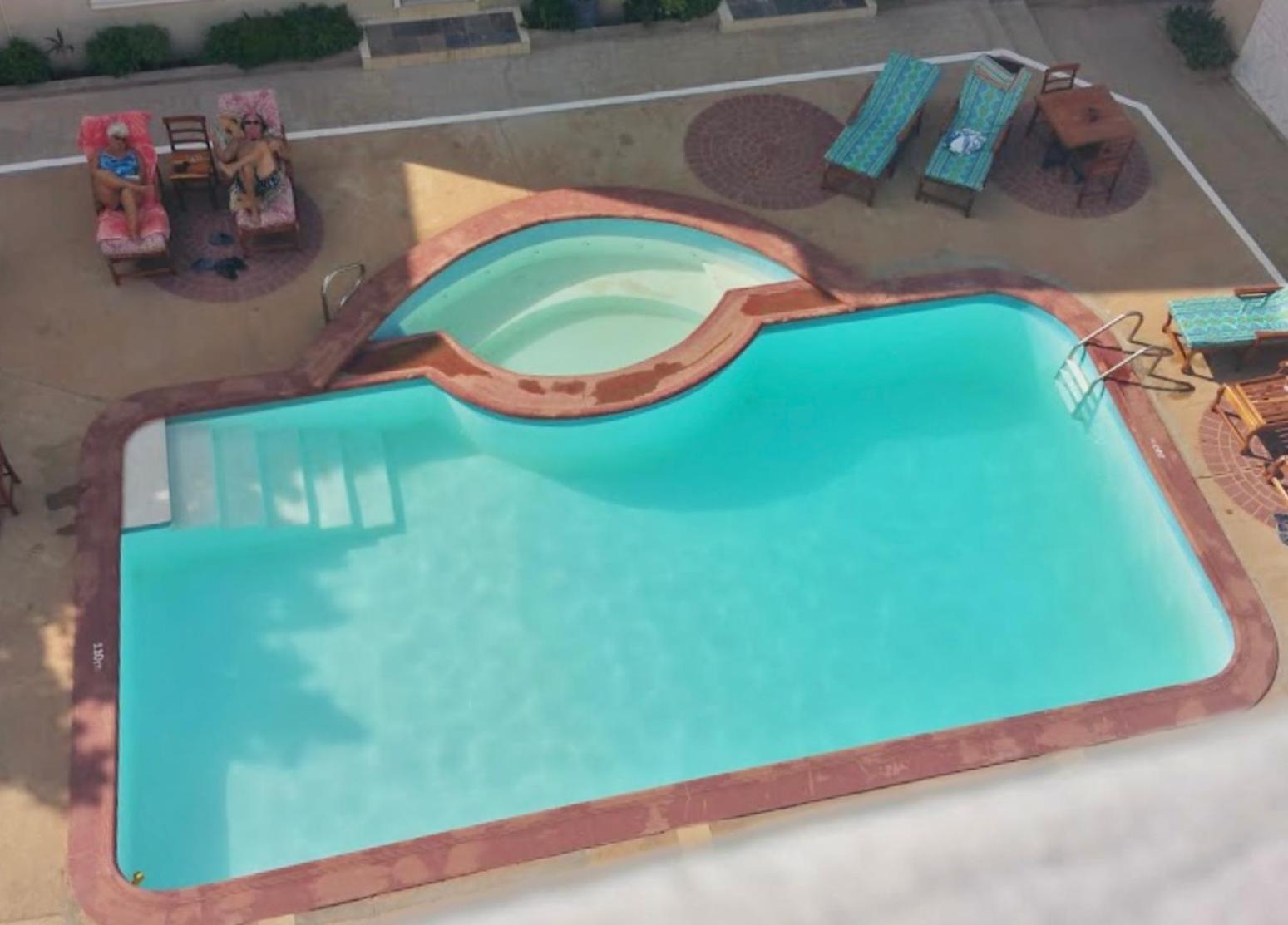 Summer Grove Villa Кололи Екстериор снимка
